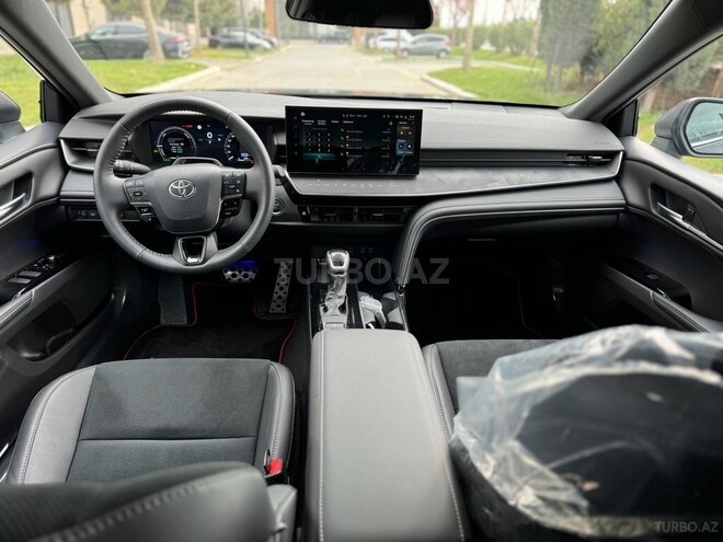 Toyota Camry 2024, 3,900 km - 2.0 l - Bakı
