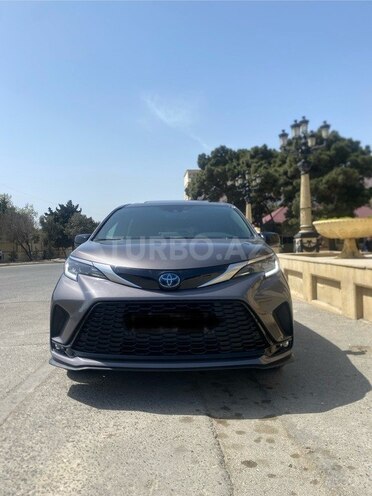 Toyota Sienna 2022, 73,009 km - 2.5 l - Bakı