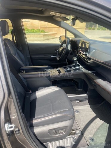 Toyota Sienna 2022, 73,009 km - 2.5 l - Bakı