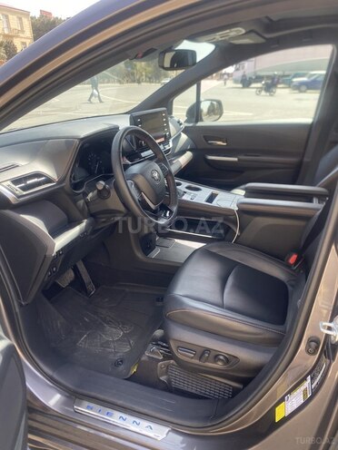 Toyota Sienna 2022, 73,009 km - 2.5 l - Bakı