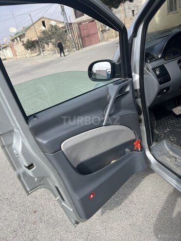 Mercedes Viano 2006, 530,000 km - 2.2 l - Bakı