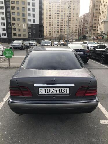 Mercedes E 200 1996, 398,000 km - 2.0 л - Bakı
