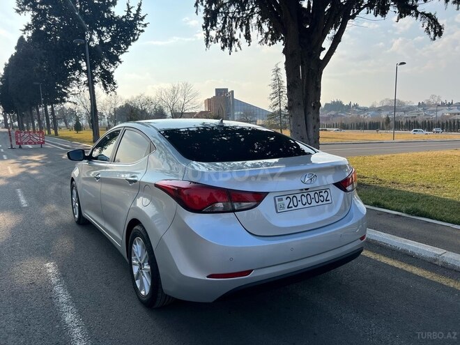 Hyundai Avante 2015, 215,000 km - 1.6 l - Gəncə