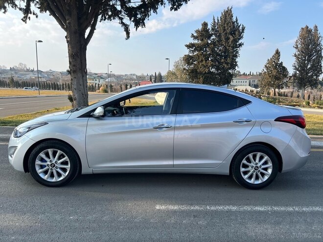 Hyundai Avante 2015, 215,000 km - 1.6 l - Gəncə