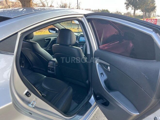 Hyundai Avante 2015, 215,000 km - 1.6 l - Gəncə