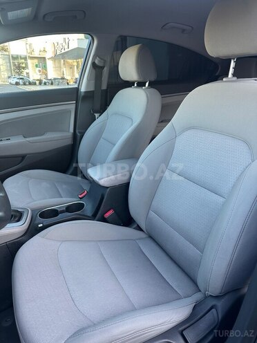 Hyundai Elantra 2016, 98,000 km - 2.0 l - Bakı