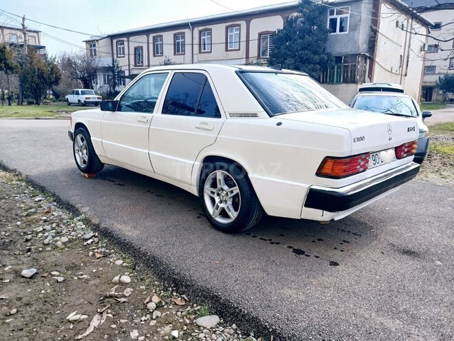 Mercedes 190 1990, 325,000 km - 1.8 l - Masallı