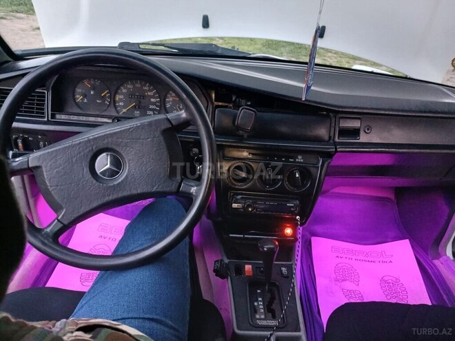 Mercedes 190 1990, 325,000 km - 1.8 l - Masallı