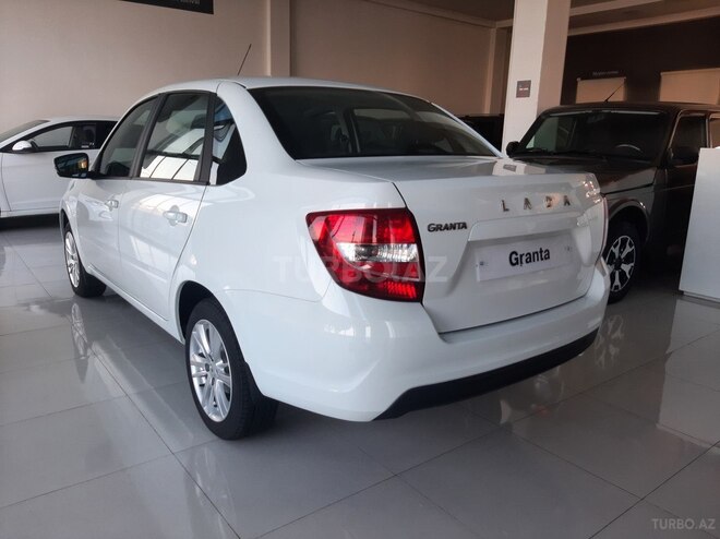 LADA (VAZ) Granta 2024, 10,700 km - 1.6 л - Bakı