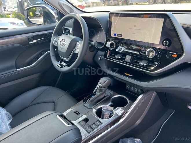 Toyota Highlander-16