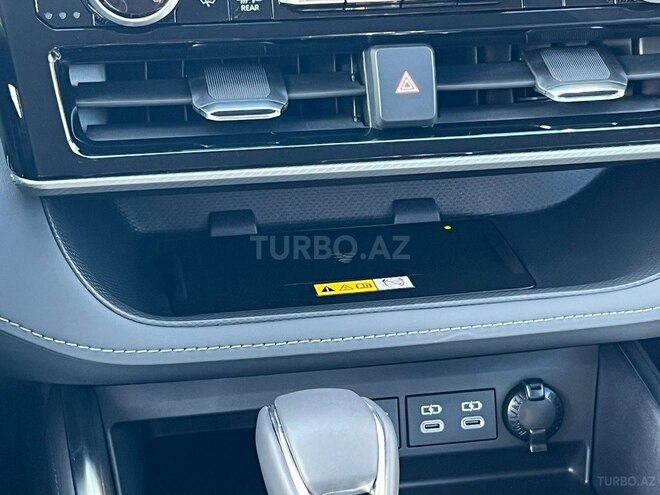 Toyota Highlander-13