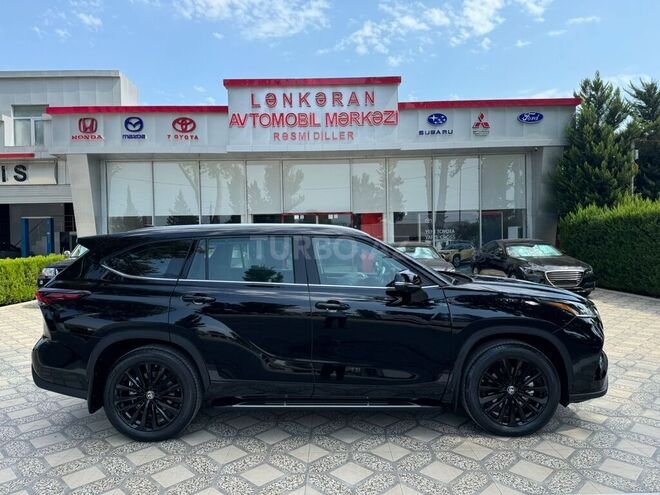 Toyota Highlander-7