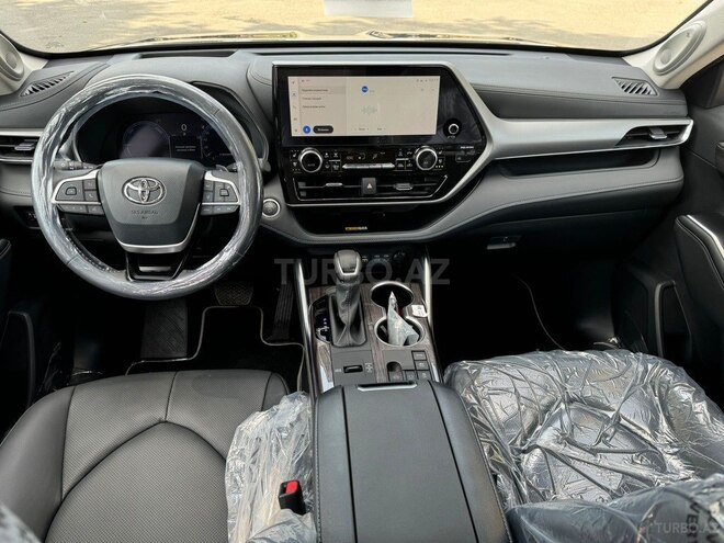 Toyota Highlander-11