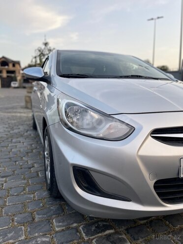 Hyundai Accent 2014, 120,000 km - 1.6 l - Bakı