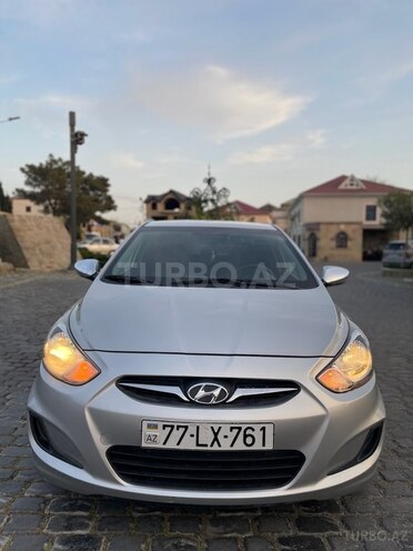 Hyundai Accent 2014, 120,000 km - 1.6 l - Bakı