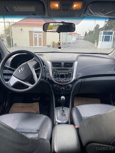 Hyundai Accent 2014, 120,000 km - 1.6 l - Bakı