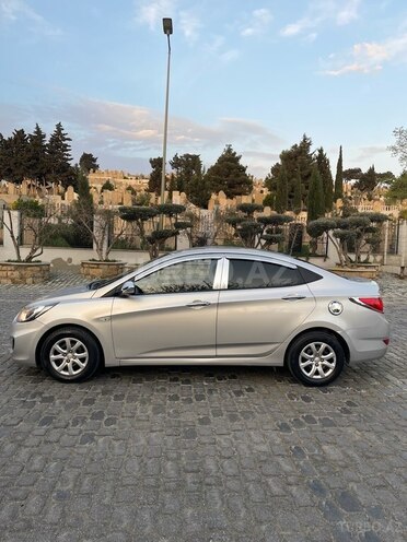 Hyundai Accent 2014, 120,000 km - 1.6 l - Bakı