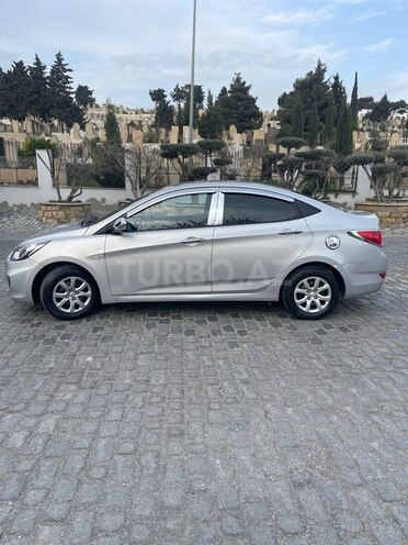Hyundai Accent 2014, 120,000 km - 1.6 l - Bakı