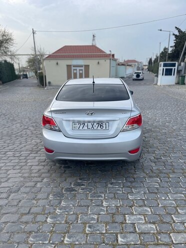 Hyundai Accent 2014, 120,000 km - 1.6 l - Bakı