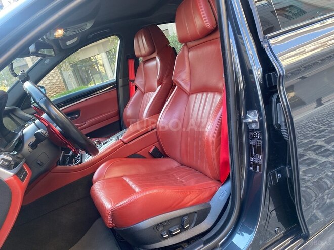 BMW M5 2012, 138,000 km - 4.4 l - Bakı