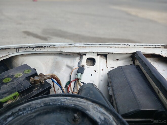LADA (VAZ) 2107 2004, 95,000 km - 1.6 л - Bakı