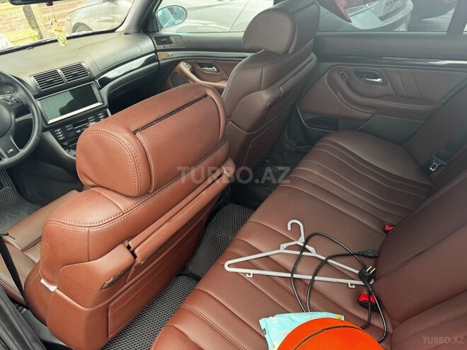 BMW 525 2001, 240,000 km - 2.5 l - Bakı
