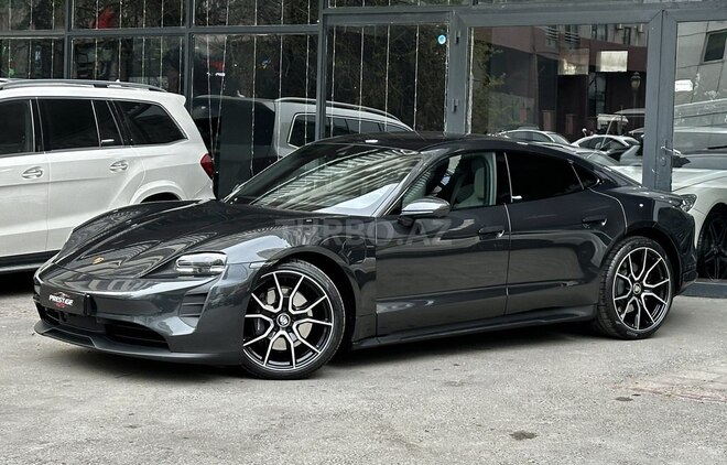 Porsche Taycan 2022, 22,000 km - 0.0 l - Bakı