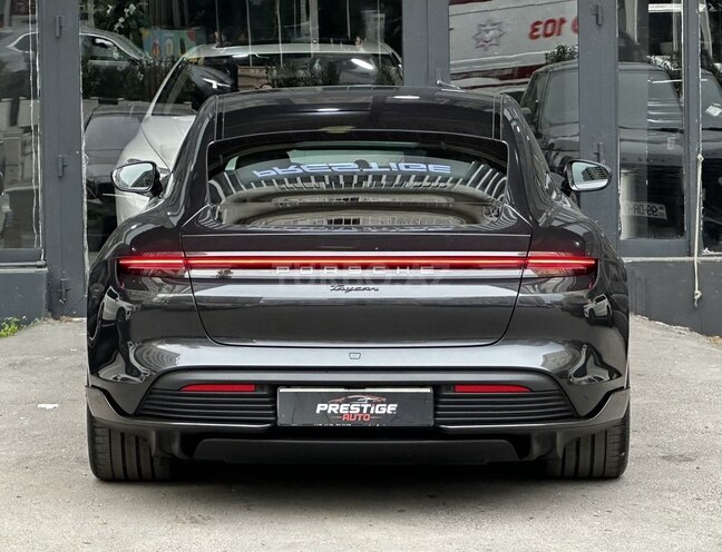 Porsche Taycan 2022, 22,000 km - 0.0 l - Bakı