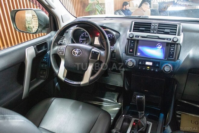 Toyota Land Cruiser Prado 2014, 160,000 km - 2.7 л - Bakı