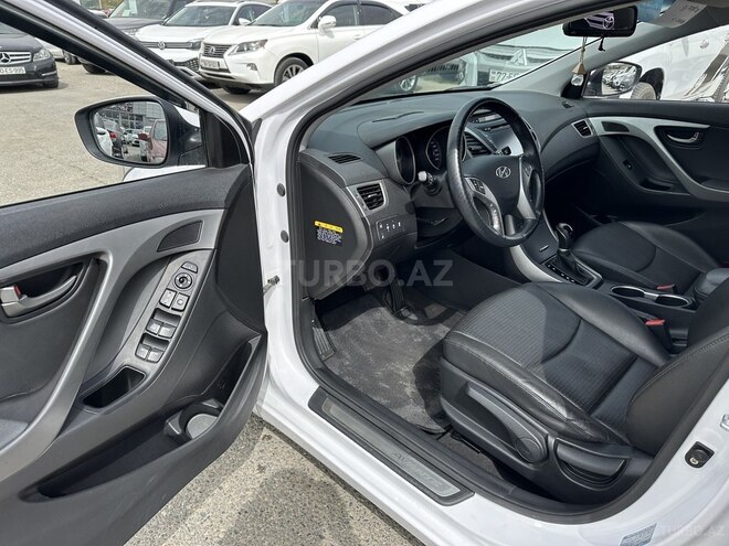 Hyundai Avante 2015, 147,000 km - 1.6 l - Bakı