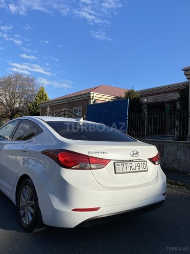 Hyundai Elantra 2015, 201,168 km - 1.8 l - Zaqatala