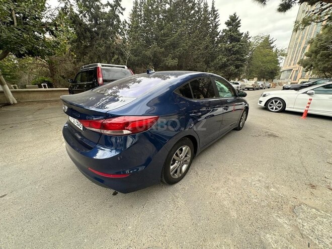 Hyundai Elantra 2018, 78,000 km - 2.0 л - Bakı