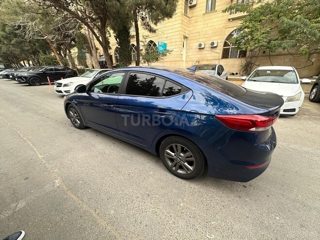Hyundai Elantra 2018, 78,000 km - 2.0 л - Bakı