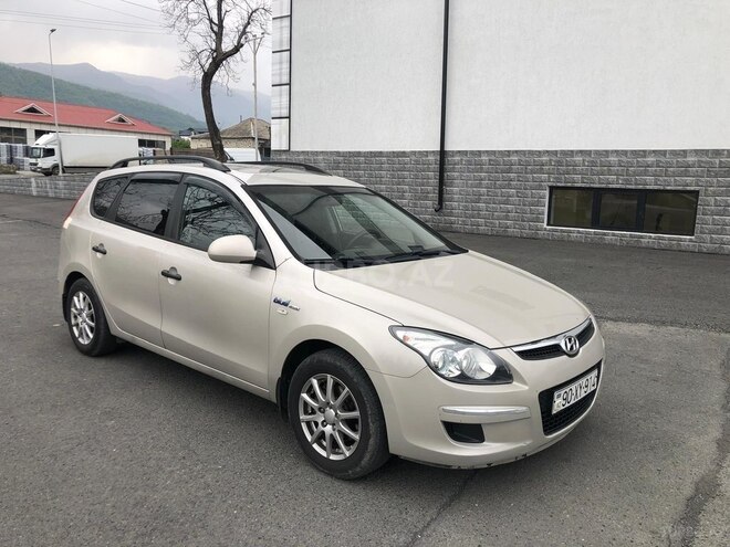 Hyundai i30 2009, 340,000 km - 1.4 l - Zaqatala