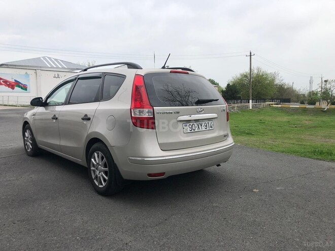Hyundai i30 2009, 340,000 km - 1.4 l - Zaqatala