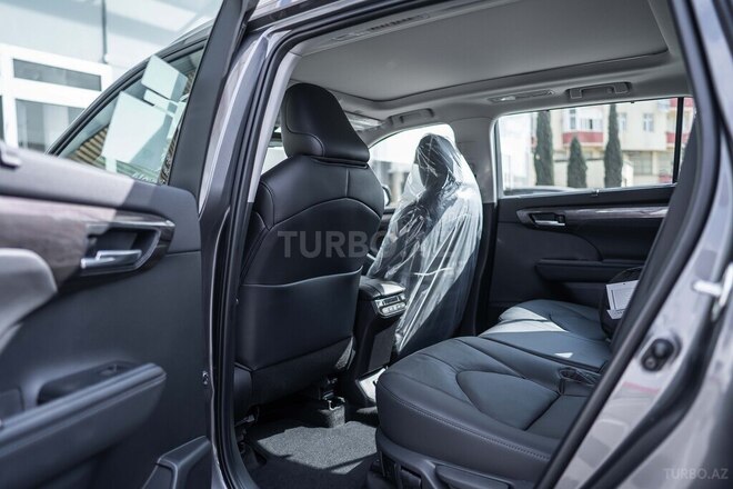 Toyota Highlander-10