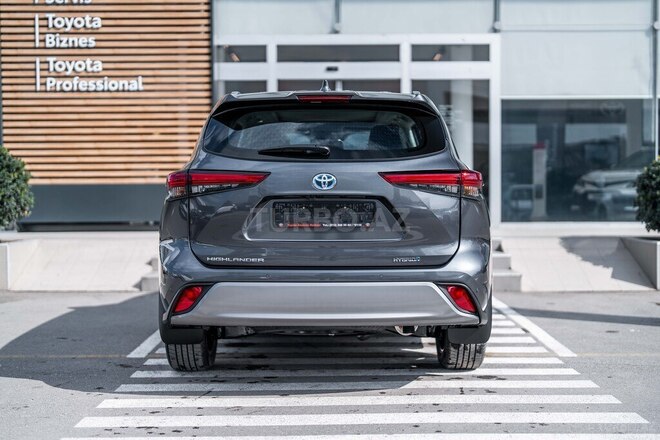 Toyota Highlander-5