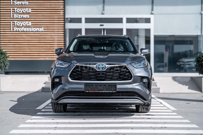 Toyota Highlander-1