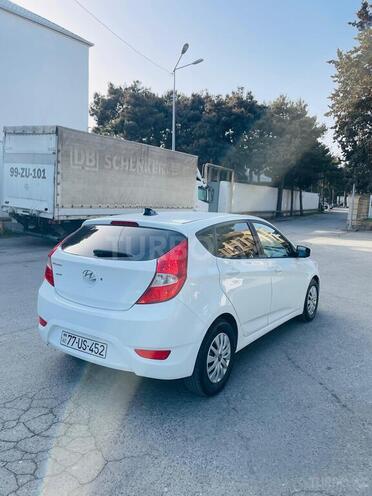 Hyundai Accent 2015, 323,478 km - 1.6 l - Bakı