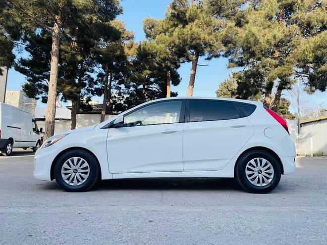 Hyundai Accent 2015, 323,478 km - 1.6 l - Bakı