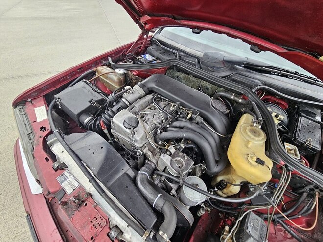 Mercedes E 250 1994, 26,598 km - 2.5 l - Qəbələ
