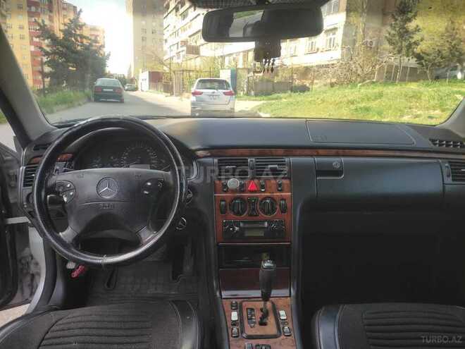 Mercedes E 270 1999, 440,000 km - 2.7 л - Bakı