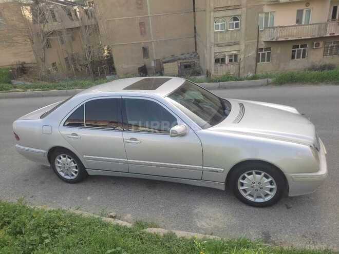 Mercedes E 270 1999, 440,000 km - 2.7 л - Bakı
