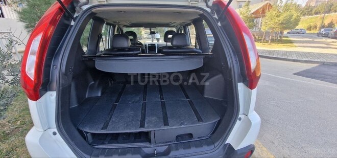 Nissan X-Trail 2012, 215,000 km - 2.5 l - Bakı
