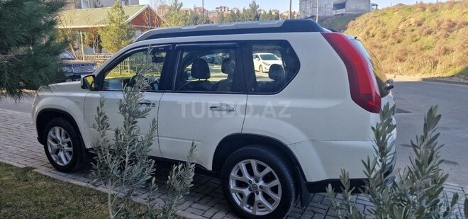 Nissan X-Trail 2012, 215,000 km - 2.5 l - Bakı