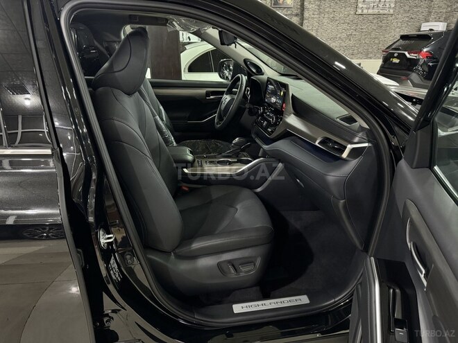 Toyota Highlander-14