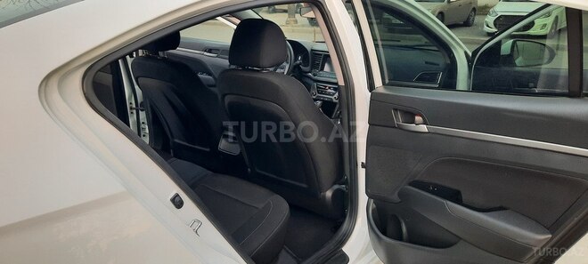 Hyundai Elantra 2017, 107,000 km - 2.0 l - Bakı