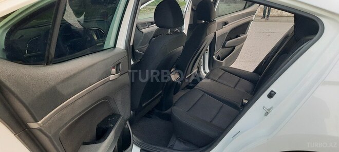 Hyundai Elantra 2017, 107,000 km - 2.0 l - Bakı