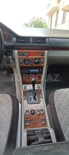 Mercedes E 280 1994, 382,000 km - 2.8 l - Şirvan