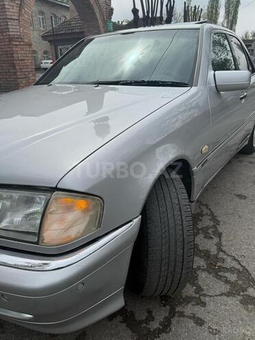 Mercedes C 240 1998, 400,000 km - 2.4 л - Şəki